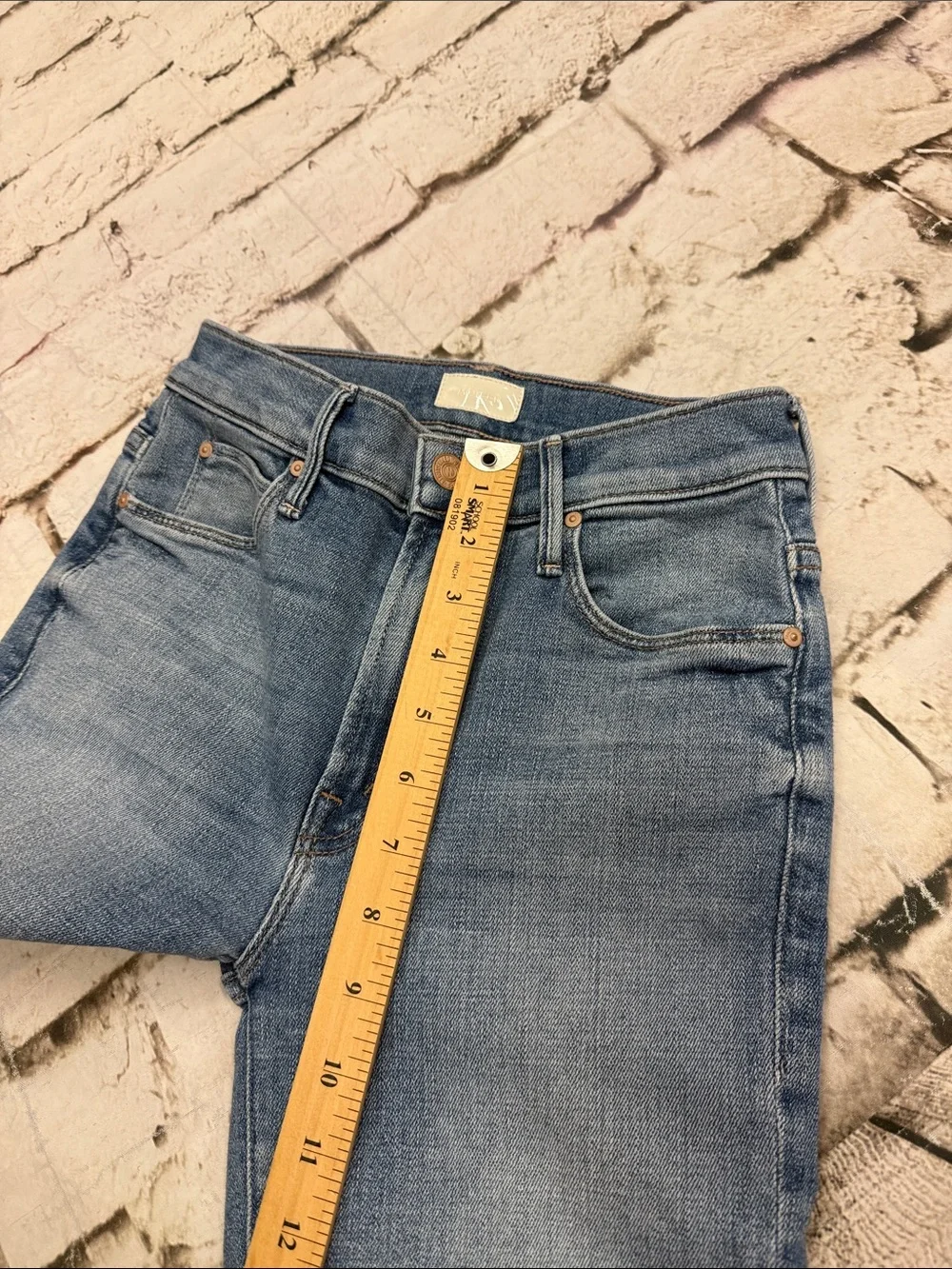 MOTHER The Stunner Zip Ankle Step Fray Jeans in Camp Expert Size 24